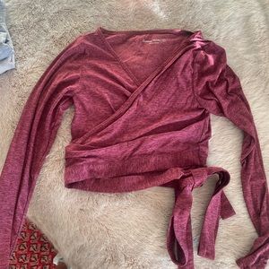 Maroon long sleeved Outdoor Voices ballerina top